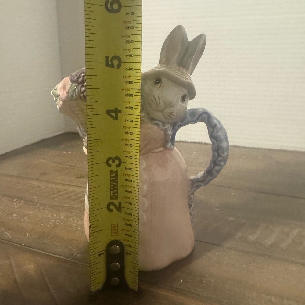 Vintage Fitz and Floyd Bunny Figurine - Picture 8 of 11